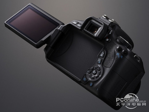 600D