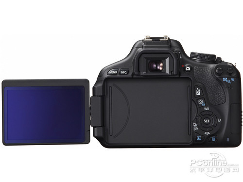 600D