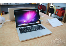 ƻMacBook Pro(MC721CH/A)ƻ MacBook Pro(MC700CH/A)