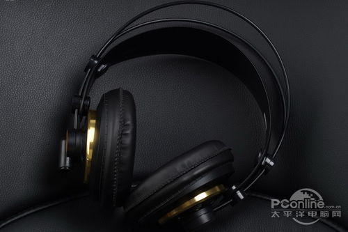 产品型号：AKG K240S