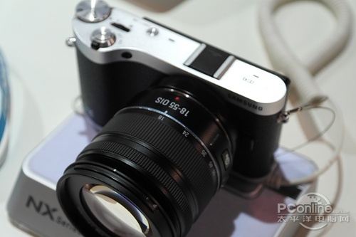 三星NX300M套机(18-55mm)单镜3D拍摄 单电相机三星NX300现场试用