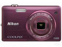 时尚的轻便型相机 尼康 COOLPIX S5200