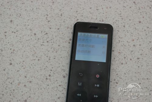 会议多面手 亨思特无线充电录音笔评测