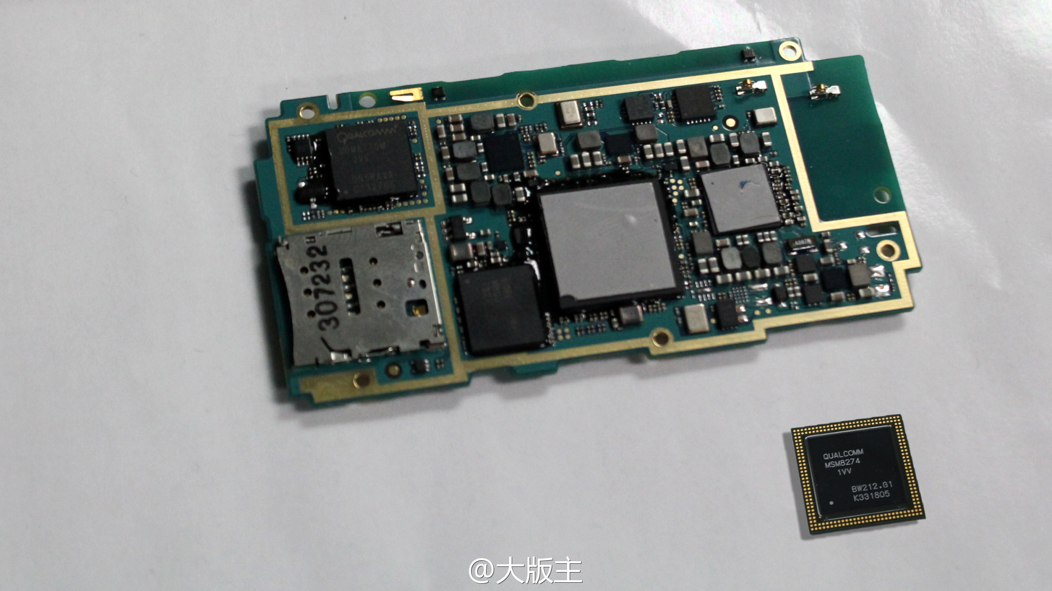 6英寸屏配骁龙800芯片?曝oppo n1主板图