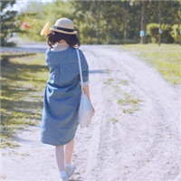 html 没理由不快乐_青春唯美的小清新女生qq头像//pcedu.pconline.