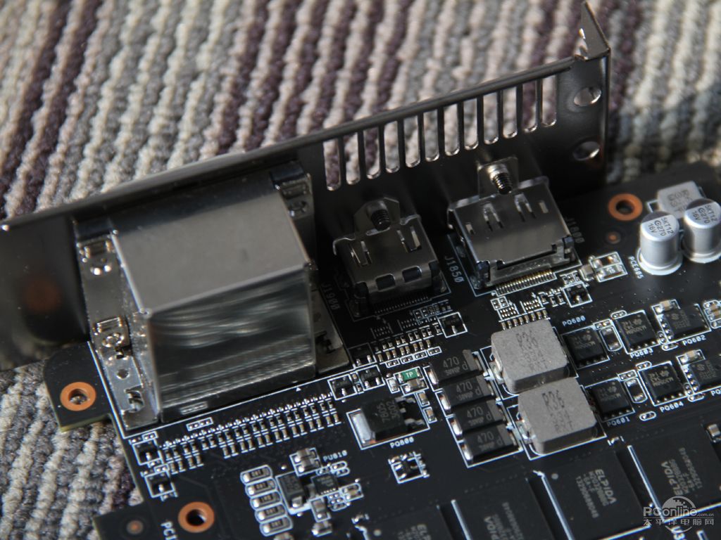 显卡中的悍马!华硕超公版r9 290x评测