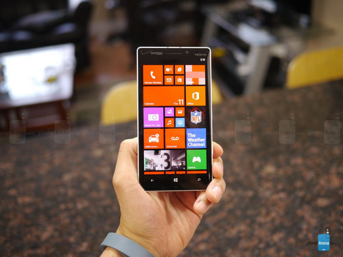 诺基亚lumia 929开箱 霸气包装 魔声耳机