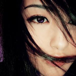 qq女生个性头像_转身瞬间谁的眼泪在飞