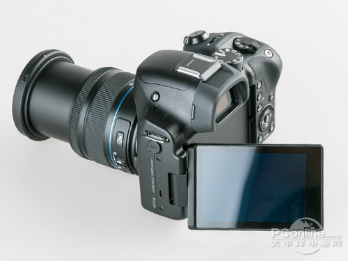 三星NX30套机(配18-55mm镜头)NX30