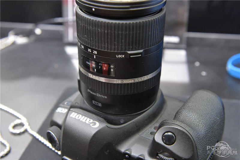 28-300mm F3.5-6.3 Di VC PZDͼ