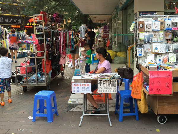 实地暗访贴膜市场_广州手机行情_太平洋电脑网pconline