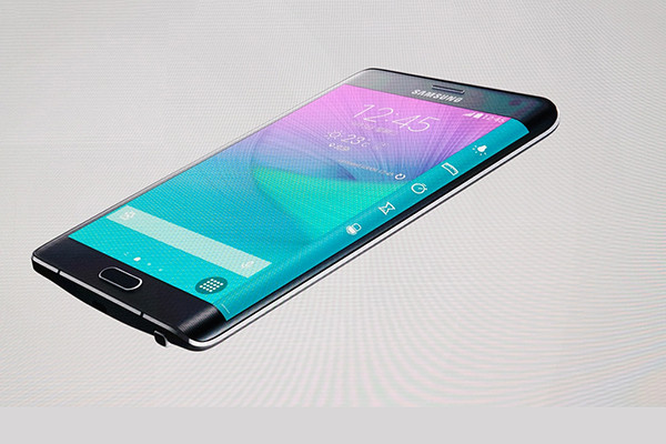 2014之前发布了两款旗舰大屏手机galaxy note 4和galaxy note edge