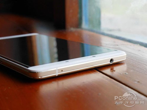 OPPO R7 PlusHTC M9Ա