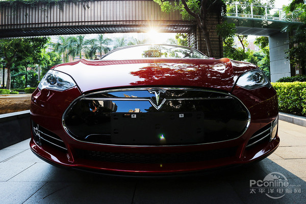 ˹ Model S P85D ԇ{