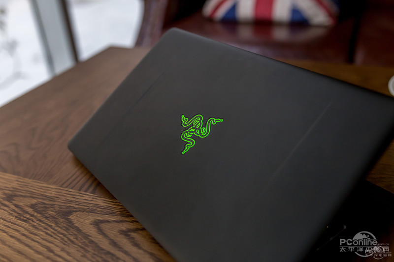 Razer Blade Stealth(i7-6700HQ/16G/512G/4K)ͼ