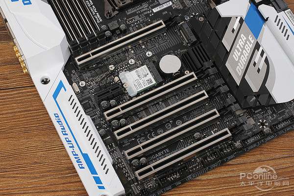 设计师主板与至尊i7很配喔 技嘉x99-designare ex评测