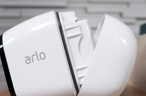 NetGear推出Arlo Pro无线安全摄像机