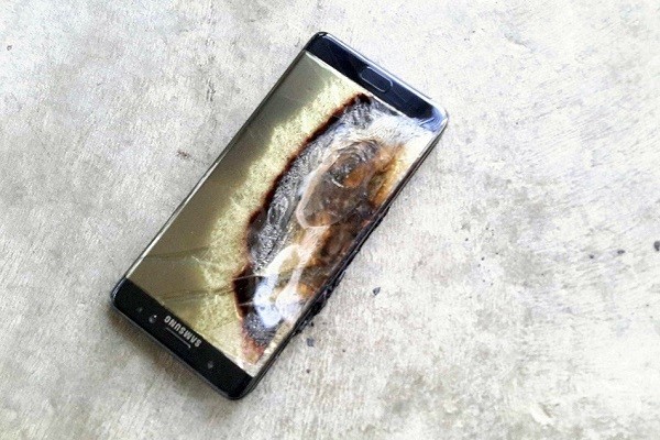 爆炸后的note7