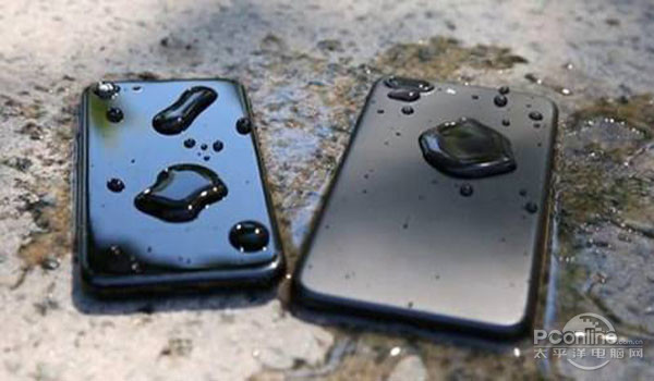 苹果手机进水怎么办？四大急救措施帮助你