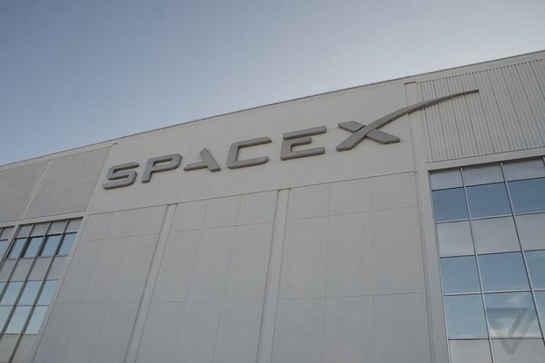 spacex将2024年上线卫星网络系统