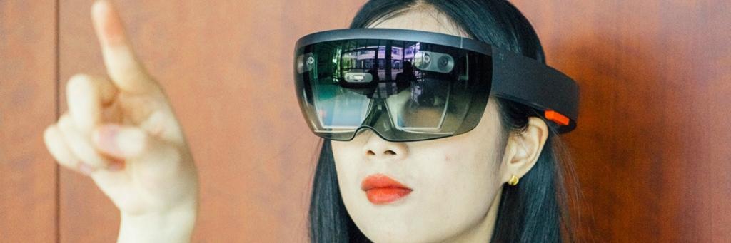预售2.3万起！微软HoloLens正式在国内上市了