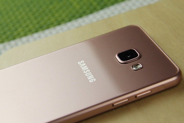 三星神秘设备通过蓝牙认证：疑为折叠屏新品Galaxy X