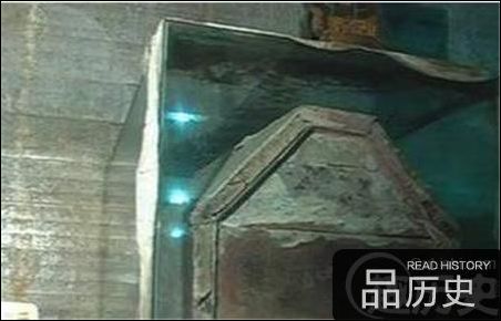 康熙死后都无法安生 墓穴被盗尸骨竟被泡在污水