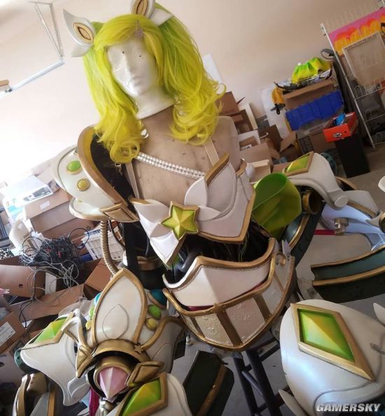 《英雄联盟》魔法少女厄加特cos:最丑英雄变妹子