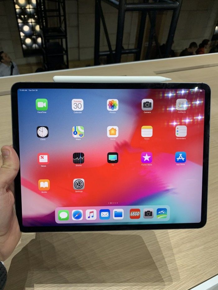 新一代ipad pro现场真机上手:没刘海的全面屏设计