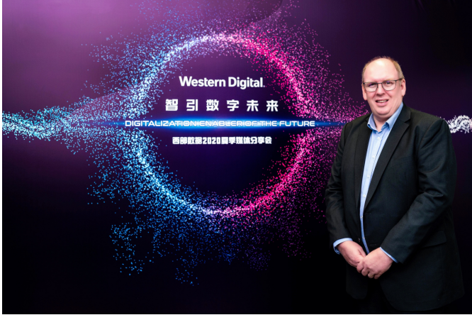 西部数据公司高级副总裁兼中国区总经理steven craig