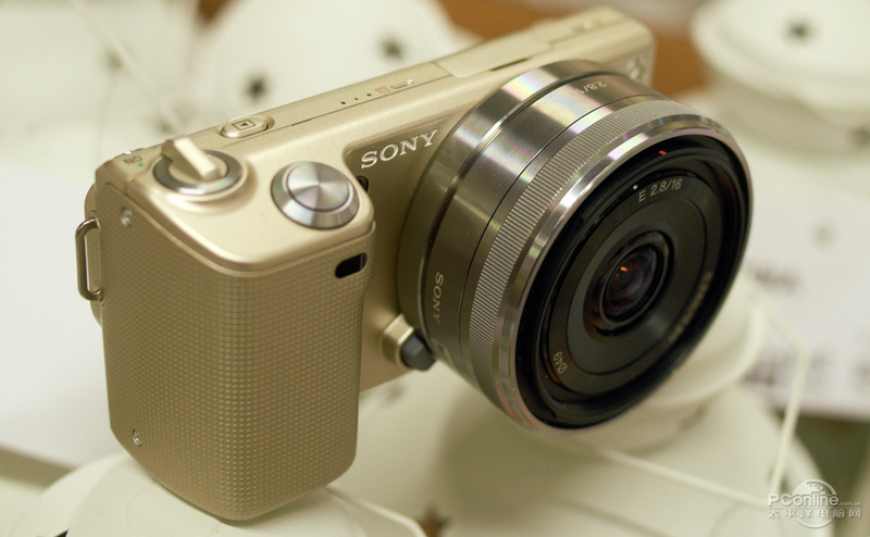 NEX5C˫ͷ׻(16mm,18-55mm)ͼ