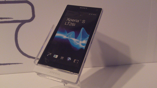 索尼LT26i(Xperia S)样张