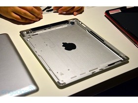 iPad 3ԱiPad 2