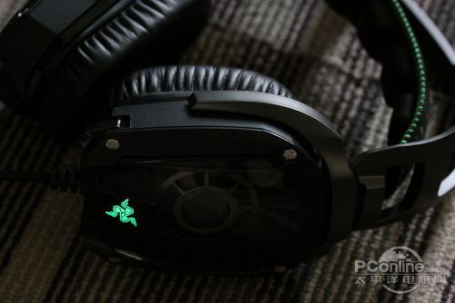 Razer Tiamat 7.1迪亚海魔1