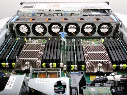 PowerEdge R820(Xeon E5-4607/128GB/5300GB)ͼ