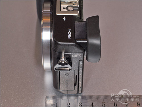 索尼NEX6套机(18-200mm)可能是最佳搭配 索尼NEX-6首发现场试用
