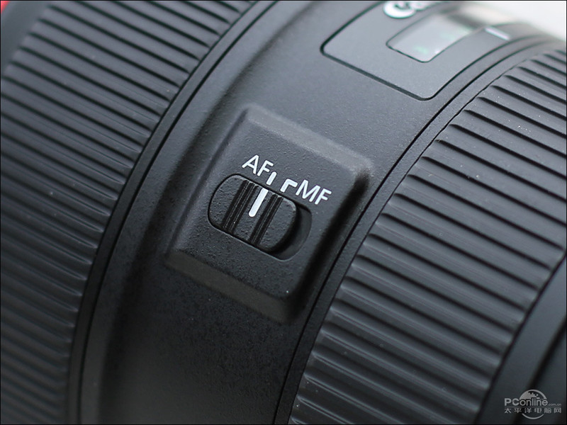 24-70mm f/2.8L II USMͼ