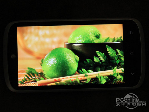 HTC One VX 