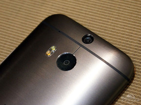 HTC M8wM8