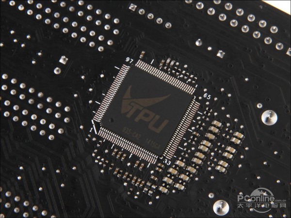 附加阅读:华硕 x99-deluxe主板芯片介绍