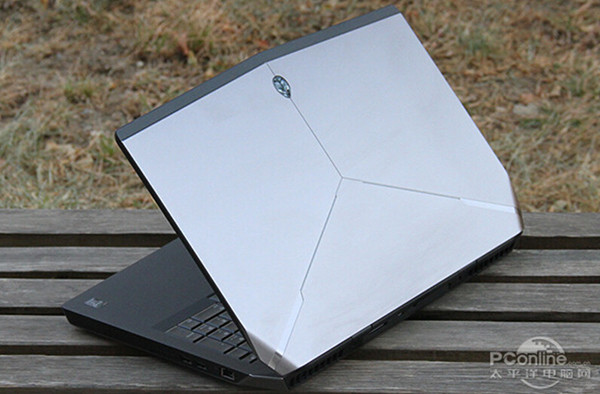 ALIENWARE 17