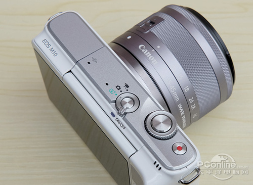 佳能EOS M10双头套机(配15-45mm,55-200mm镜头)