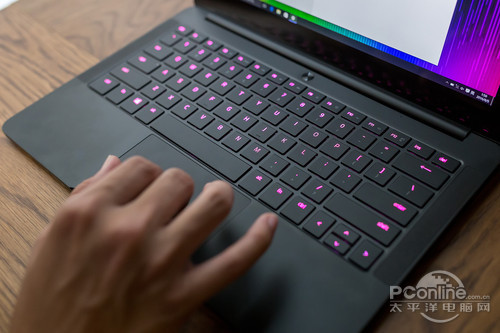 雷蛇Razer Blade Stealth旗舰版