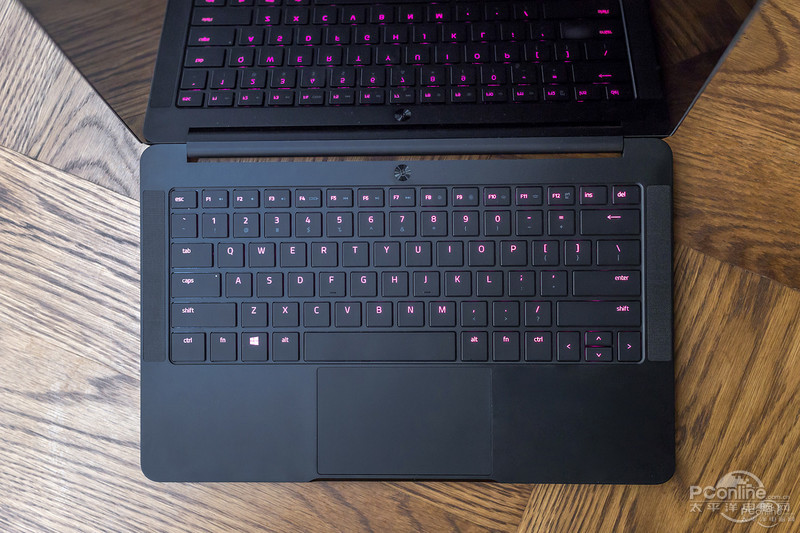 Razer Blade Stealth(i7-6700HQ/16G/512G/4K)ͼ