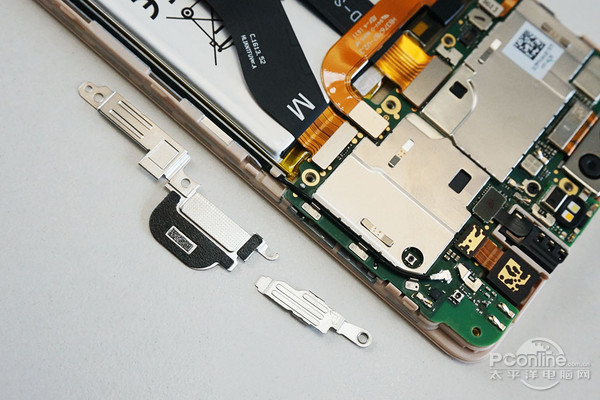 荣耀v8拆解:这款卖2000多的双摄手机有啥牛逼的?