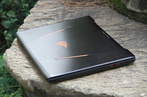 ROG S7VT