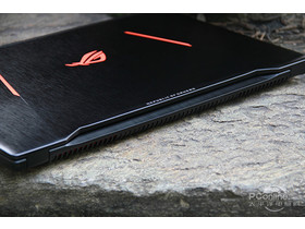 ROG S7VT