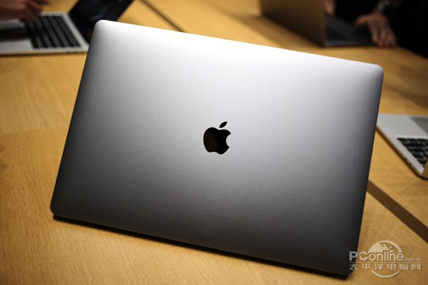 MacBook