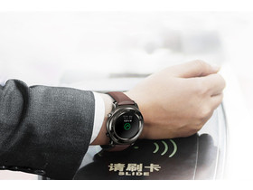 HUAWEI Smartwatchʱ