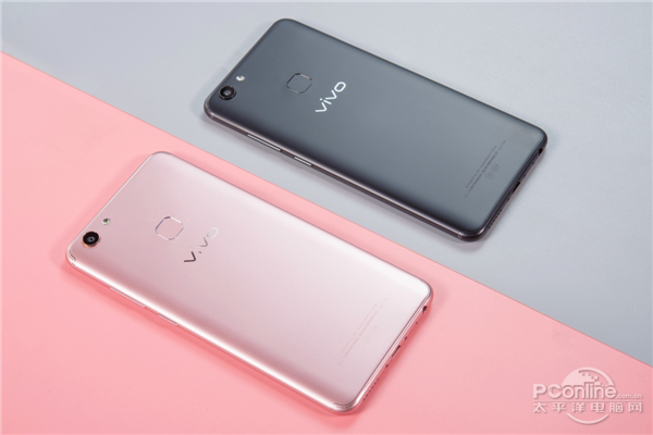 vivo y79手机怎么样?2400万柔光自拍照亮你的美